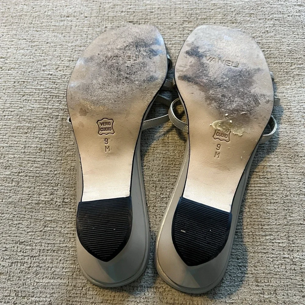 Vaneli Van Eli Brid Pearl Nappa‎ Leather Rhinestone Kitten Heel Sandals